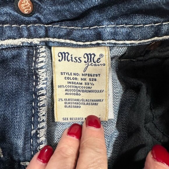 #256 Miss Me Mid-Rise Straight - 26 x 33.5 - Style MP8629T (Color: MK 528) - Picture 4 of 6